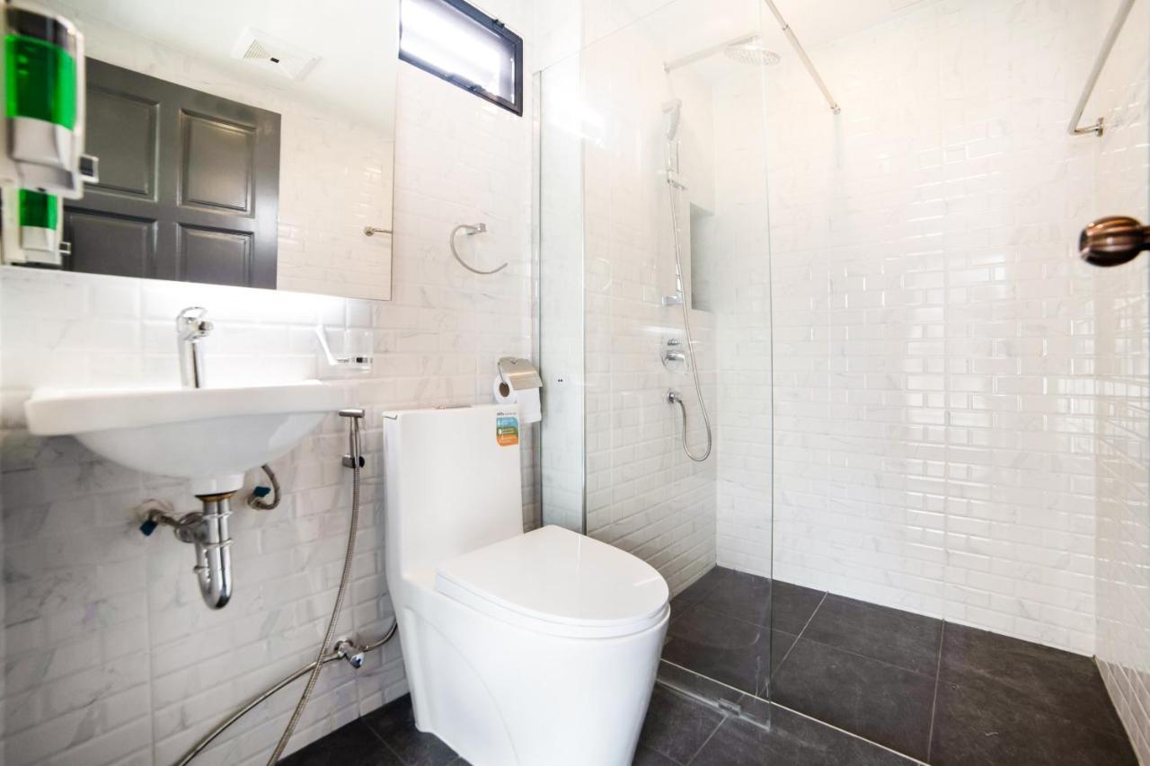 Roomquest Sukhumvit36 Bts Thonglor Bangkok Bagian luar foto