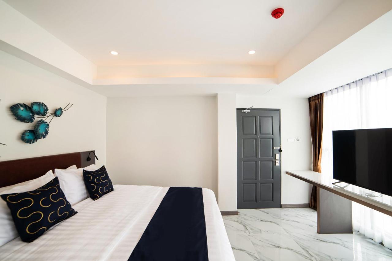 Roomquest Sukhumvit36 Bts Thonglor Bangkok Bagian luar foto
